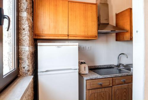 House with 2 bedrooms in Fornos with wonderful mountain view shared pool enclosed garden - image 3