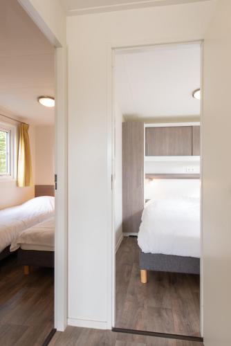 Three-Bedroom Bungalow image 2
