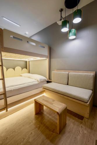 Premier Deluxe Double