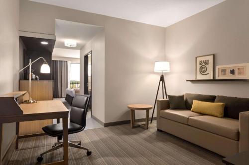 Country Inn & Suites by Radisson Smithfield-Selma NC - image 6
