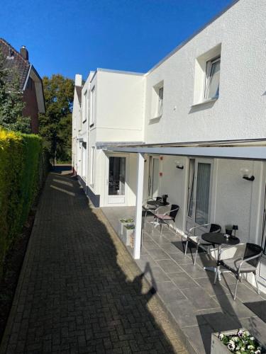 Hotel Pension Oranje - image 9