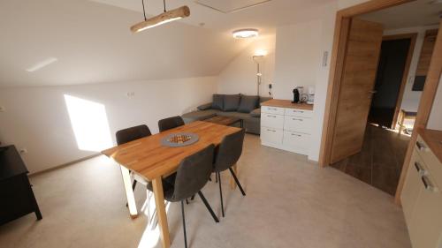 Ferienwohnung Steintal in 蒂真