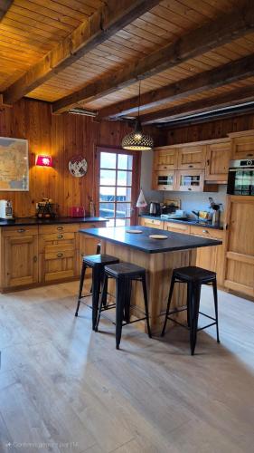 Chalet, vue sur la vallée, Domaine skiable Grand Massif, Morillon (photo 9)