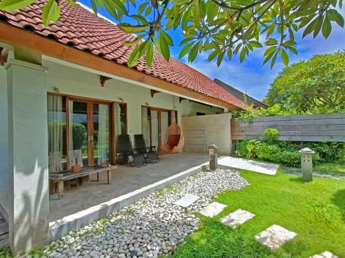 Sayang Taman Villas – Sanur, CO