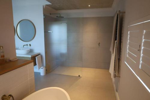 Paradise Beach Manor Paradise Beach Manor