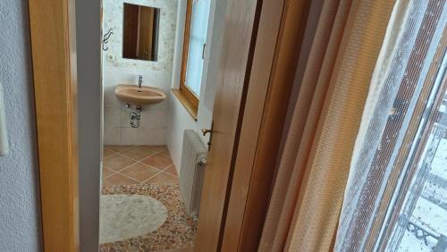 2 bedrooms, 2 beds