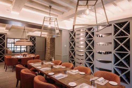 Ресторан, Viesca Toscana Suites & Villas in Реджелло