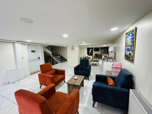 Toprak Hotel near สนามบินวานเฟริตเมเลน