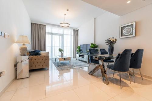 Luxury Sunrise Bay 1BR - Panoramic Sea View with Exclusive Amenities, by Think Realty, Dubai (Foto 7)