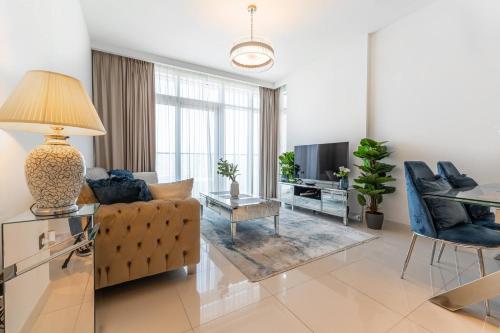 Luxury Sunrise Bay 1BR - Panoramic Sea View with Exclusive Amenities, by Think Realty, Dubai (Foto 8)