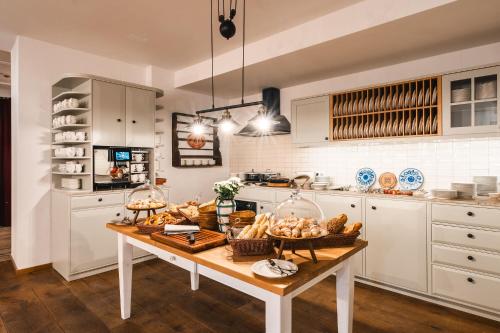 طعام و مشروبات, HENRI Country House Kitzbühel (HENRI Country House Kitzbuhel) in كيتزبول