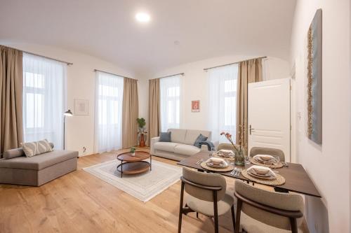 1 BDR - Apartment Majestic, right near Vienna's Old City