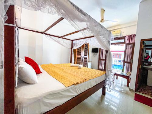 Deluxe Double or Twin Room with Balcony room in Galle Camellia