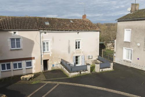 Viesnīcas āriene, LE SOUVENIR D'AILLEURS T2 65m2 in Lhommaizé
