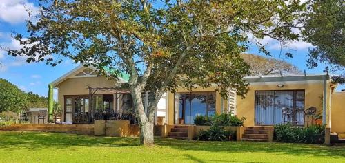 Išorė, OppiePlaas Country Estate in Haga Haga