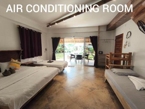 Sulu Sunset Beach Resort in Sipalay