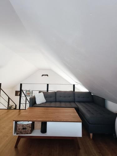 Domek wśród bagien Domek wśród bagien