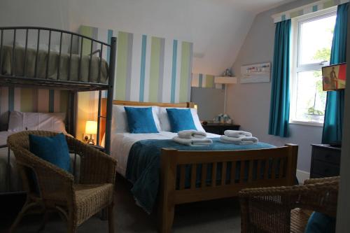 Athol House - image 2