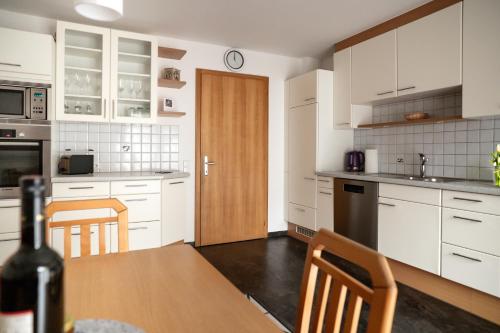 Kitchen, Gastehaus Schoder in Vandans