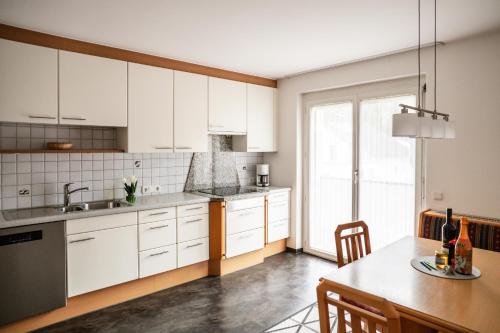 Kitchen, Gastehaus Schoder in Vandans