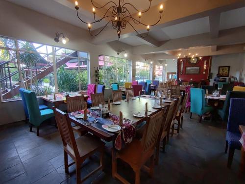 Birds Mansions Hotel Birds Mansions Hotel