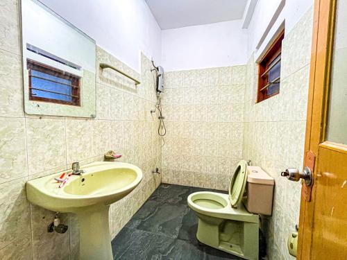 Quadruple Room with Garden View image 1