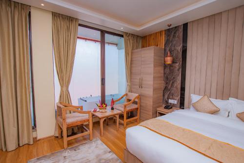 Executive Suite
