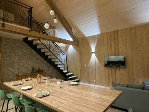 Facilities, Les grands Vergers in Villers-Chief