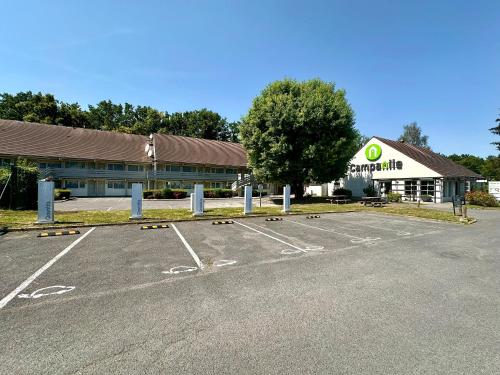 Photo - Campanile Hotel Chantilly