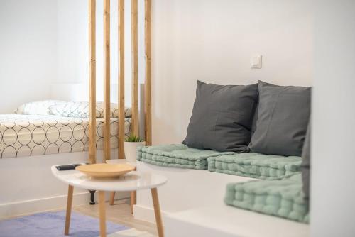 studio3 - -10-minutes-from-Monastiraki-Athens!, Афины