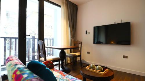 Maison Nha 1A Lac Chinh 4