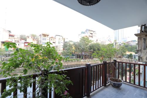 Maison Nha 1A Lac Chinh