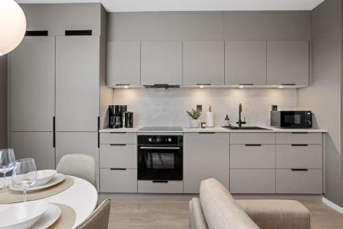 4 bedroom Penthouse Appartment, Right On The Mainstreet in คงส์แบร์ก