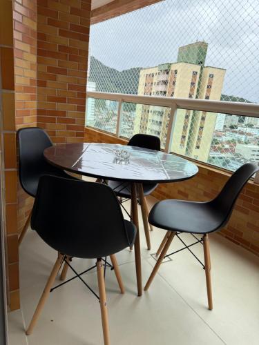 Apto no canto do forte 3 min da praia in กันโตโดฟอร์เต