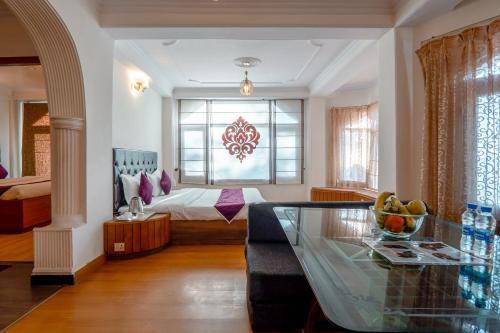 Windsor the mall in Shimla