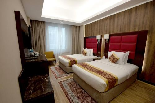 Budget Twin Room image 3