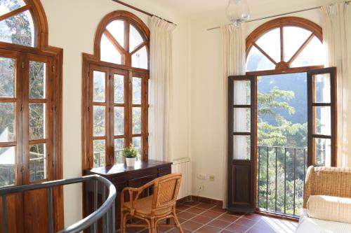 Hotel Humaina - image 4