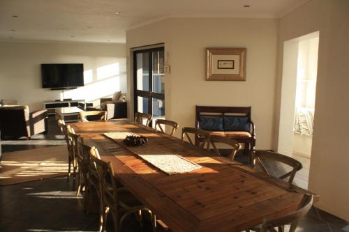 sala de TV, Erf Three Seven Eight Langstrand Self-Catering in Rand Rifles