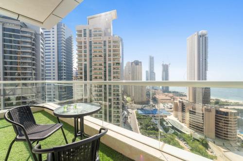Silkhaus Vacation Homes Comfy 1BR in Botanica Tower near Dubai Marina - main image