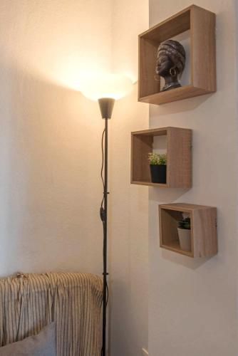 Minimal and cozy Home in Zografou - image 14