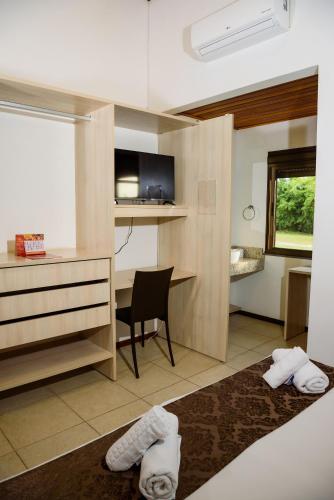 Superior Triple Room image 4