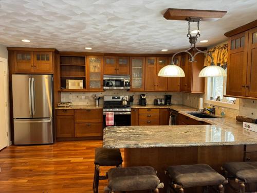 Adirondack Luxury Getaway in Big Moose (NY)