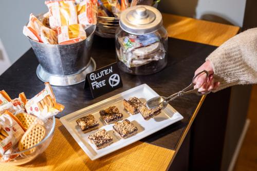 La Villa - Luxury Guest House - image 12