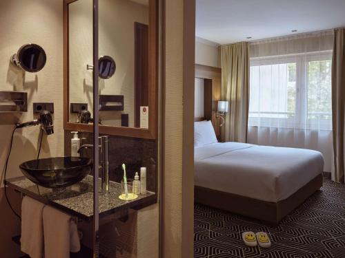 Flemings Hotel Frankfurt Main-Riverside Flemings Hotel Frankfurt Main-Riverside