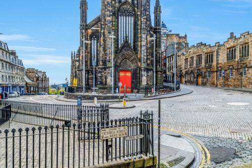 Cozy Apt at Edinburgh Castle, Parking, Edinburgh (fotografie 7)