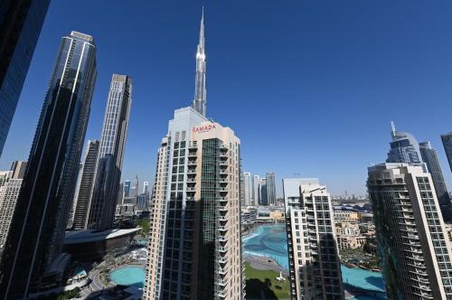 La Vista Holiday Home with burj khalifa & fountain view, Dubai (photo 4)