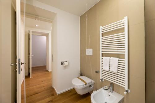 La Villa - Luxury Guest House - image 11