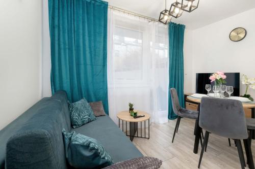 Зручності, Stylowy Apartament z Ogrodem & Parkingiem by Noclegi Renters in Косаково