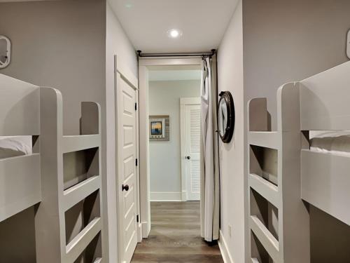 Redfish Village M2 423