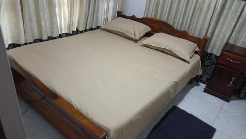 1 queen bed